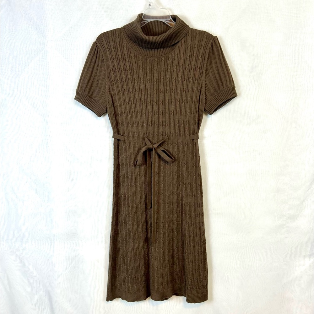 Jessica Howard Woman’s Short Sleeve Brown Tie Belted Sweater Dress / large